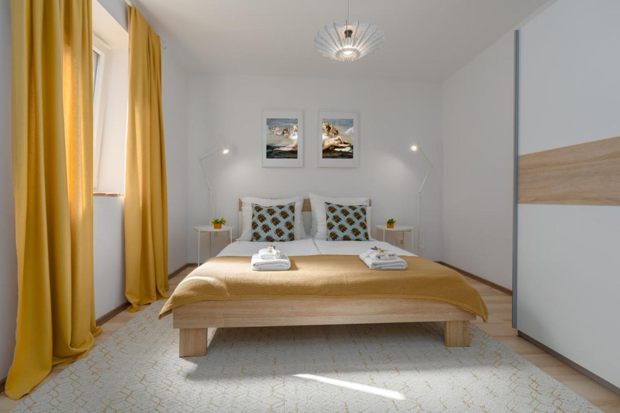 Apartments Agata Novigrad Istria Buitenkant foto