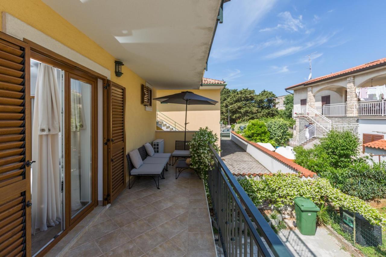 Apartments Agata Novigrad Istria Buitenkant foto