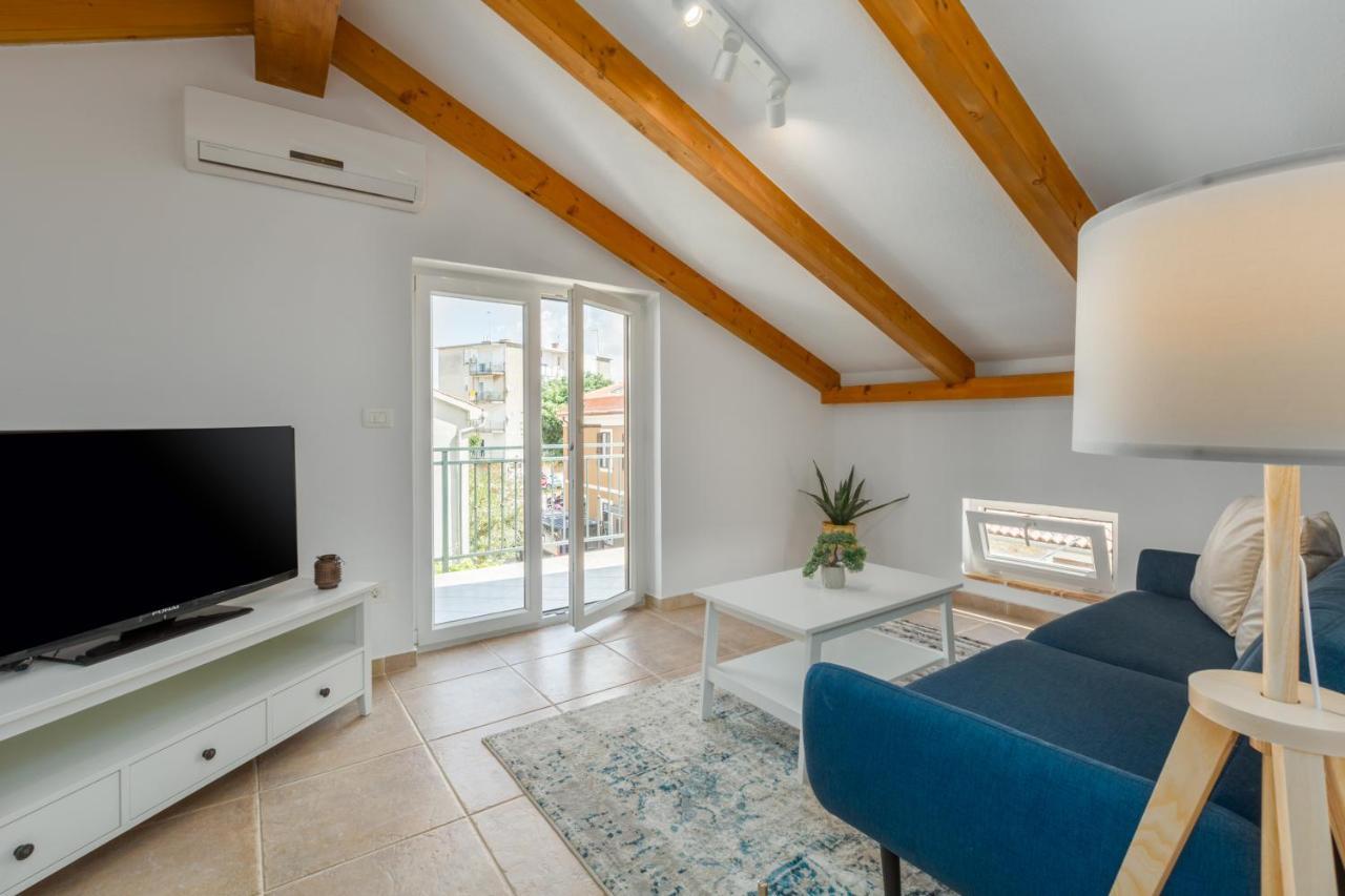 Apartments Agata Novigrad Istria Buitenkant foto