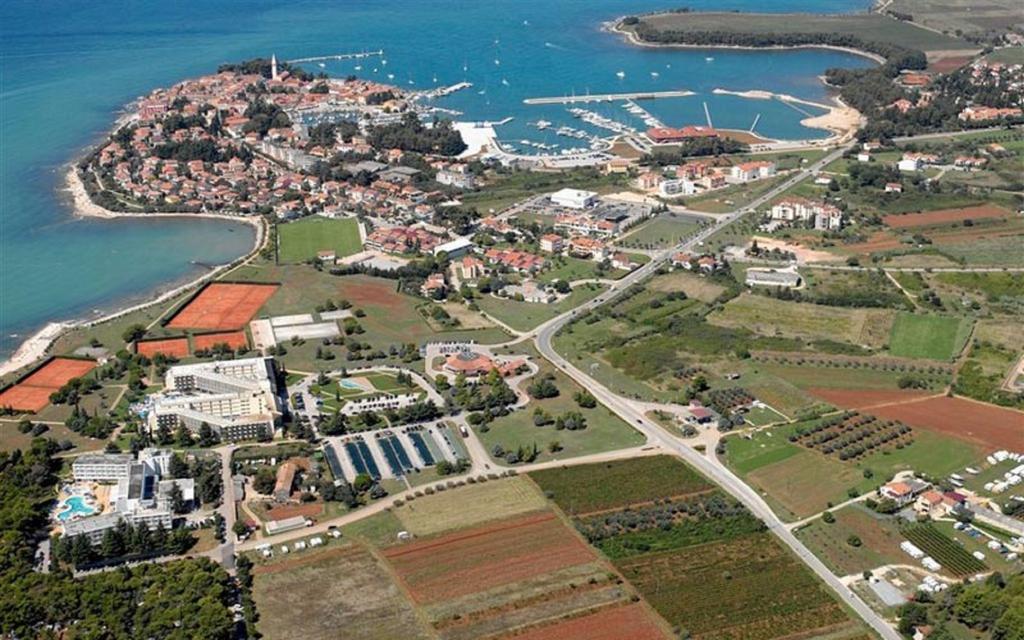Apartments Agata Novigrad Istria Buitenkant foto